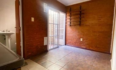 Departamento en Moreno 3100, 1 Dorm, Cocina-Comedor Integrada, Patio Seco