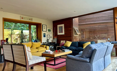 Acogedora Casa Venta Vista Naturaleza Terrazas Jardín plano Arrayán Lo Barnechea
