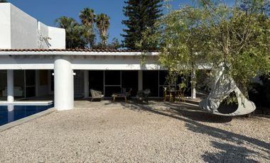 CASA EN VENTA EN FRACCIONAMIENTO LOMAS DE COCOYOC MORELOS