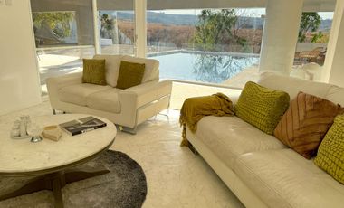 CASA EN VENTA EN FRACCIONAMIENTO LOMAS DE COCOYOC MORELOS