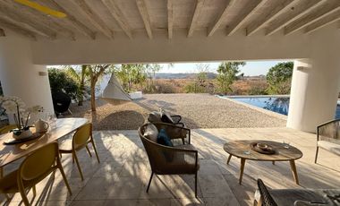 CASA EN VENTA EN FRACCIONAMIENTO LOMAS DE COCOYOC MORELOS