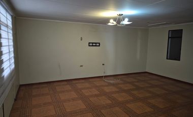 Se arrienda casa con Segundo piso Comercial y/o habitacional, sector arboleda artificio, La calera