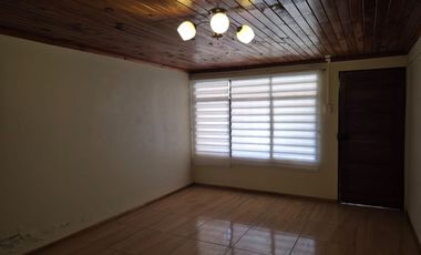 Se arrienda casa con Segundo piso Comercial y/o habitacional, sector arboleda artificio, La calera