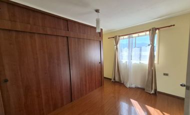 Se arrienda casa con Segundo piso Comercial y/o habitacional, sector arboleda artificio, La calera