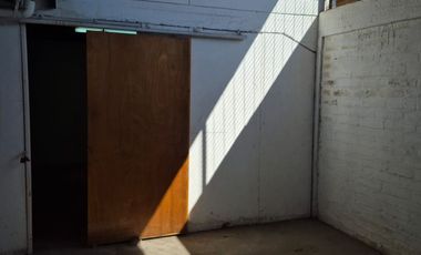 Se arrienda casa con Segundo piso Comercial y/o habitacional, sector arboleda artificio, La calera