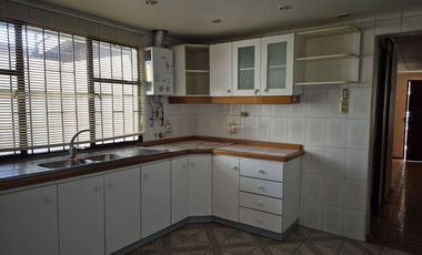 Se arrienda casa con Segundo piso Comercial y/o habitacional, sector arboleda artificio, La calera