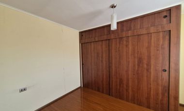 Se arrienda casa con Segundo piso Comercial y/o habitacional, sector arboleda artificio, La calera