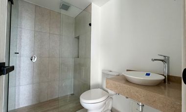 Extraordinario apartamento en Solarum con 77 m2 con vista a las montañas, 2 alcobas y 2 baños. Cerritos. Pereira
