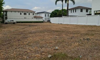 Terreno en Venta en Lagos del Batan Etapa Delago Samborondón | 821 m² Exclusivos