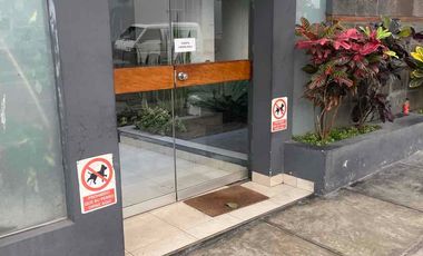 ALQUILO AMPLIO DPTO. 3 DORM. + COCHERA CERCA AL MALECÓN BALTA – MIRAFLORES