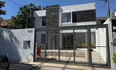 Edificio Comercial con Instalaciones Especializadas a la Venta – Zona Expo Guadalajara