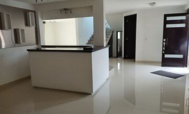 CASA EN VENTA EN PROVIDENCIA METEPEC POR COMONFORT Y TOWN SQUARE METEPEC