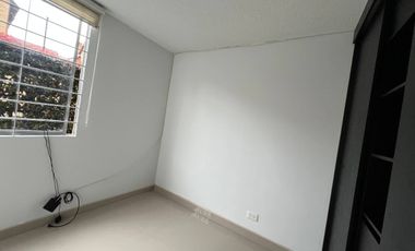 SE ARRIENDA APTO PRIMER PISO CONJUNTO ABETO - CHIA