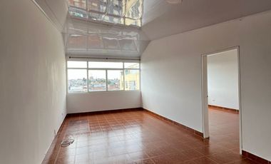 APARTAESTUDIO EN VENTA, CENTRO DE ARMENIA.