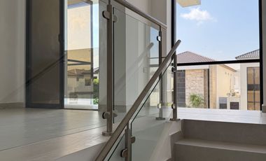 VENDO CASA EN CIUDAD CELESTE ETAPA ESTRIBOR