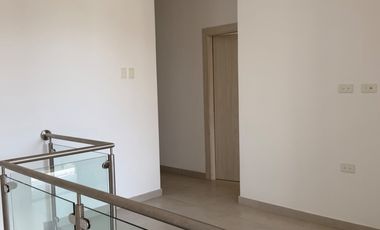 VENDO CASA EN CIUDAD CELESTE ETAPA ESTRIBOR