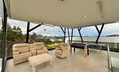 Luxury House en Alto de Palmas | 896 m² de Exclusividad y Confort