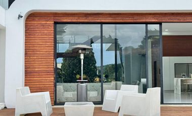 Luxury House en Alto de Palmas | 896 m² de Exclusividad y Confort