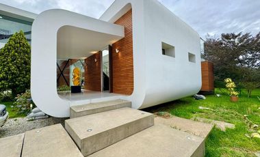 Luxury House en Alto de Palmas | 896 m² de Exclusividad y Confort