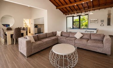 Majestuosa Casa de Lujo  | Piscina Privada & Diseño Exclusivo Envigado Loma del Chocho