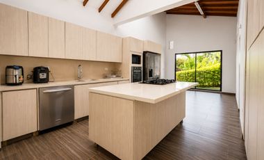 Majestuosa Casa de Lujo  | Piscina Privada & Diseño Exclusivo Envigado Loma del Chocho