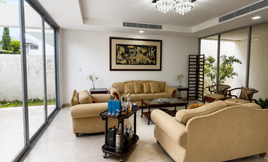 CASA MODERNA EN VENTA – ISLA MOCOLÍ - BARLOVENTO, SAMBORONDÓN
