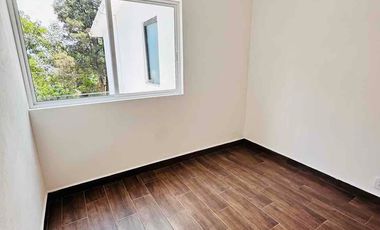 Hermosa casa Recién remodelada en renta.