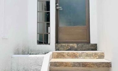 Hermosa casa Recién remodelada en renta.