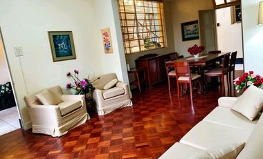 ALQUILER DE CASA 150m² con estacionamiento SAN ISIDRO