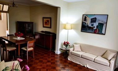 ALQUILER DE CASA 150m² con estacionamiento SAN ISIDRO