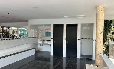 Venta de Espectacular Finca de Lujo con Piscinas, Discoteca y Zonas Deportivas – Rozo Palmira