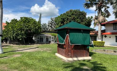 Venta de Espectacular Finca de Lujo con Piscinas, Discoteca y Zonas Deportivas – Rozo Palmira