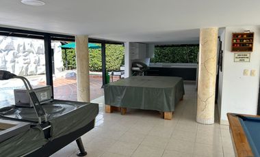 Venta de Espectacular Finca de Lujo con Piscinas, Discoteca y Zonas Deportivas – Rozo Palmira