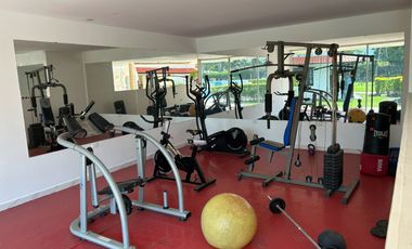 Venta de Espectacular Finca de Lujo con Piscinas, Discoteca y Zonas Deportivas – Rozo Palmira