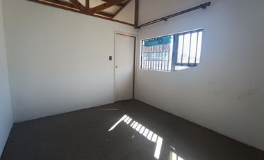 Arriendo Acogedora Casa en Troncos Viejos, Villa Alemana.