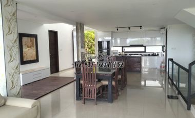 Dijual Villa Mewah Freehold 5 Kamar Ocean View 3 Lantai Rooftop Sawangan Nusa Dua Bali - VSKHE