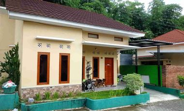 RUMAH SIAP HUNI STRATEGIS DEKAT JL. KALIMAS MENOWO PUCANG KM 2