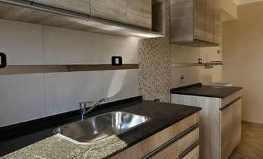 Tres ambientes en Av. General Paz 6200 - 2 Dorm, 1 Baño, Balcon, Livin Comedor