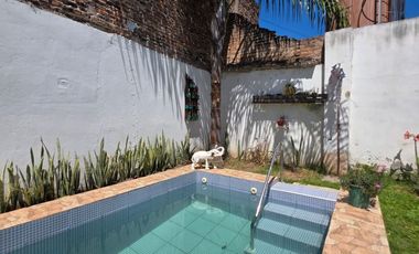 Dos propiedades en un Mismo Terreno (11 x 29)- Casa y Departamento