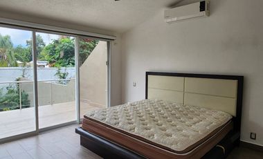 CASA EN RENTA VISTA HERMOSA