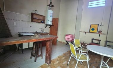 Casa en Venta J. P Lopez 520 - 3 Dorm, 2 Baños, Quincho, Cochera, Jardin