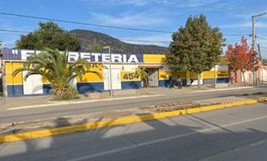 Pelequén Casa Habitacional y Local Comercial en un solo lugar vende
