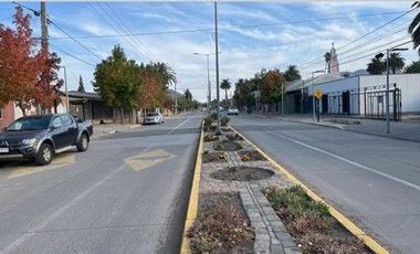 Pelequén Casa Habitacional y Local Comercial en un solo lugar vende