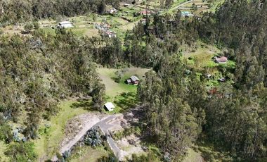 Terreno en Venta – Sector ZININ (Cerca de Cuenca y Azogues)