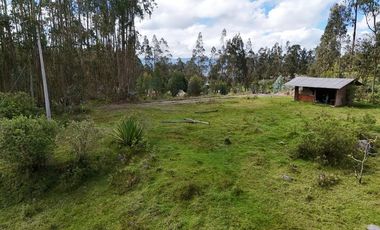 Terreno en Venta – Sector ZININ (Cerca de Cuenca y Azogues)