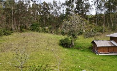 Terreno en Venta – Sector ZININ (Cerca de Cuenca y Azogues)