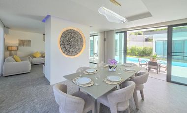 Brand-New Lakeside Luxury Pattaya – 4-Bedroom Villa Just 15 Minutes from Pattaya