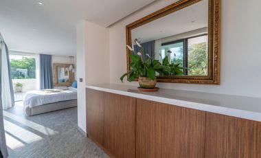 Brand-New Lakeside Luxury Pattaya – 4-Bedroom Villa Just 15 Minutes from Pattaya