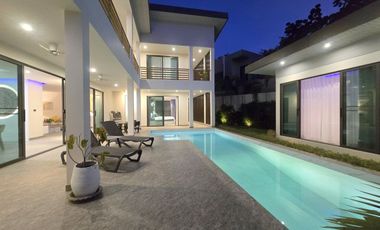 Brand-New Lakeside Luxury Pattaya – 4-Bedroom Villa Just 15 Minutes from Pattaya