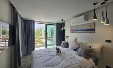 Brand-New Lakeside Luxury Pattaya – 4-Bedroom Villa Just 15 Minutes from Pattaya